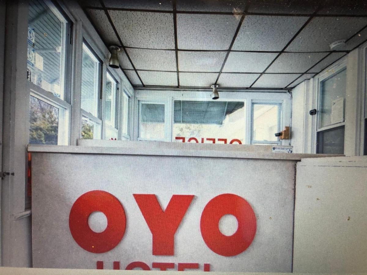 Monmouth Oyo Hotel Neptune ภายนอก รูปภาพ